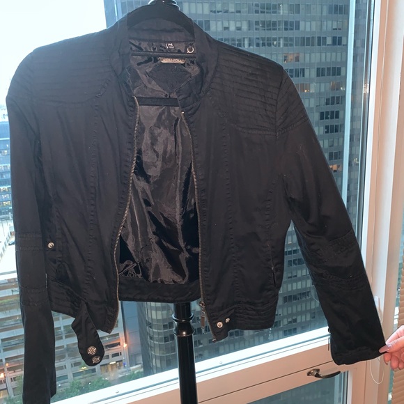Cropped black jacket - Picture 3 of 5
